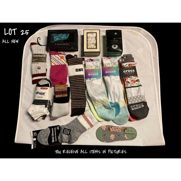 25 Pairs Women´s Socks Bundle - Vans, Crocs, Kate...
